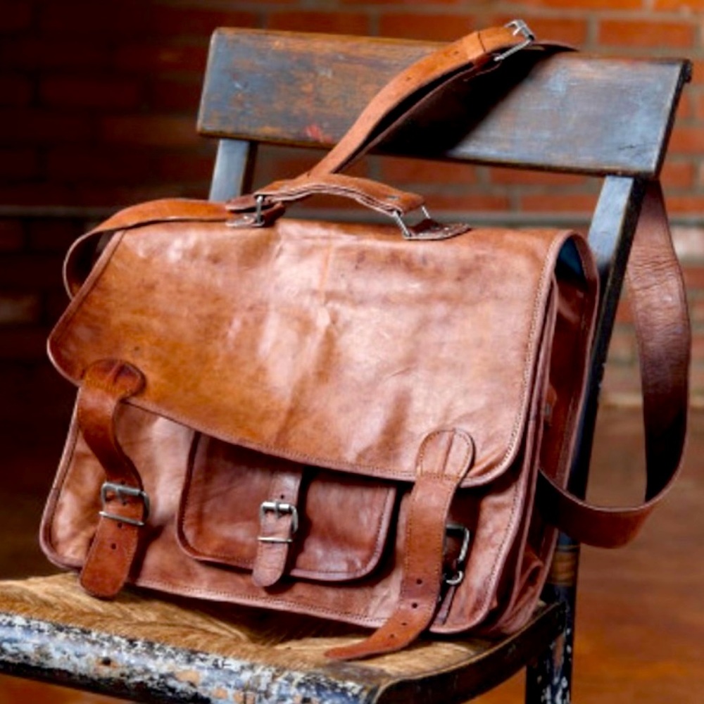 Overlander Leather Messenger Bag NWOT
